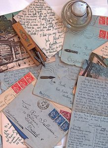 lettere e penna stilografica, love letters from strangers